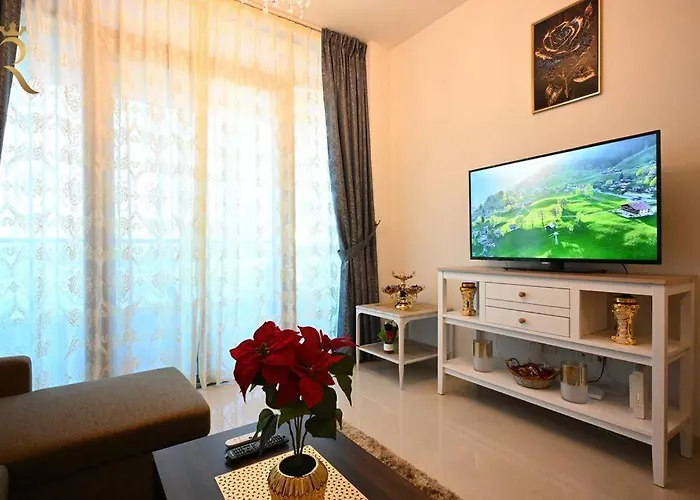Sunshine Pool View 1Br Apartment Al Reem
