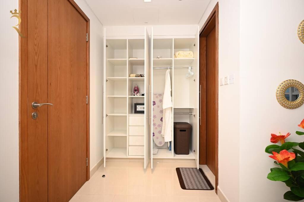 Sunshine Pool View 1br Al Reem Apartment